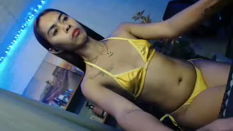 PRETTY JENNY online show from 19, 5, 2026