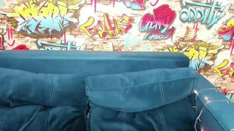 Snapshot of jenny_jimmy chatting on 18, 12, 2025 Jenny online show from 18, 12, 2025