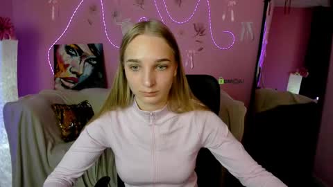 Snapshot of jenny_rill chatting on 28, 4, 2026 Jenny online show from 28, 4, 2026