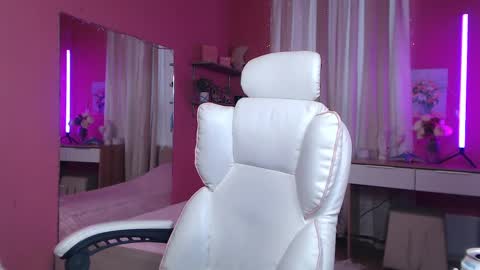 jenny_smitx online show from 24, 2, 2025