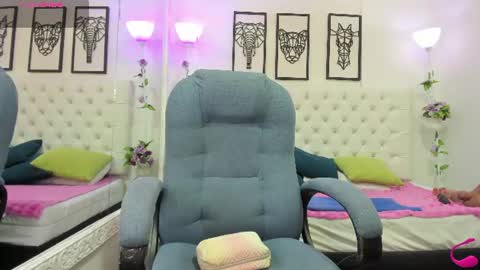 Snapshot of jenny_stark chatting on 7, 7, 2026 jenny_stark online show from 7, 7, 2026
