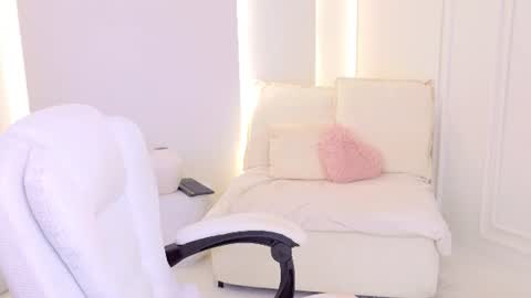 JENNY online show from 13, 7, 2026