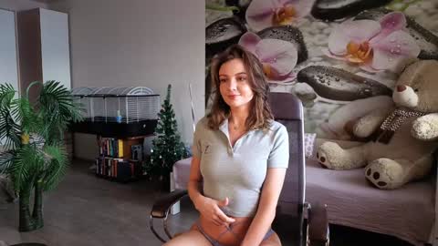 jennycutey online show from 18, 1, 2025