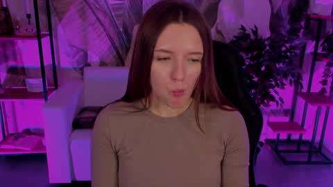 Jenny NO Nude online show from 12, 12, 2024