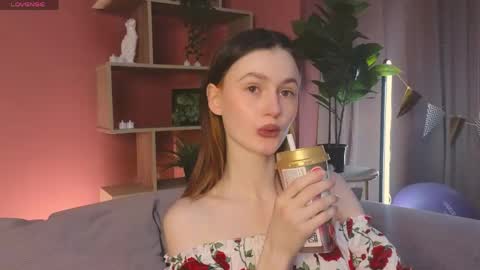 jennyfer_me online show from 10, 5, 2026