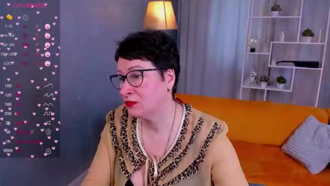 Snapshot of jennymons chatting on 5, 2, 2026 Jenny online show from 5, 2, 2026