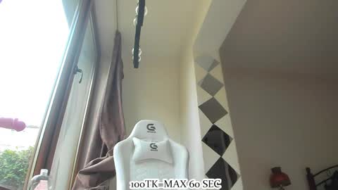 infamous blondiechloe.             Jennyjennywildd online show from 2, 6, 2026