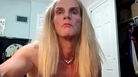 Snapshot of jennywomacks chatting on 5, 7, 2026 jennywomacks online show from 5, 7, 2026