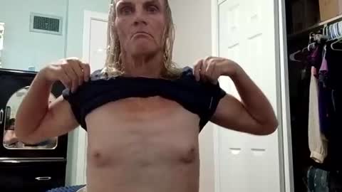 Snapshot of jennywomacks chatting on 14, 7, 2026 jennywomacks online show from 14, 7, 2026