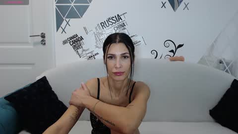 Snapshot of jennyxxx00 chatting on 3, 2, 2025 Jenny online show from 3, 2, 2025