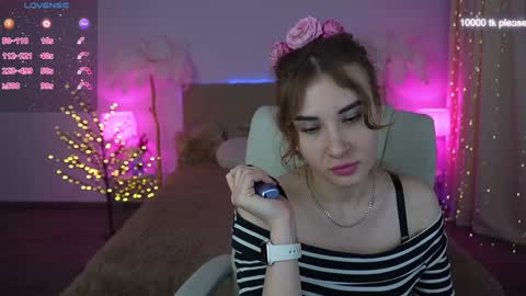 Snapshot of jennyyluv chatting on 8, 1, 2025 JENNY online show from 8, 1, 2025