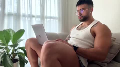 Jeremy online show from 25, 4, 2026