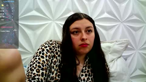 Snapshot of jerryandjessicaa chatting on 11, 11, 2025 Jess y Jerry online show from 11, 11, 2025