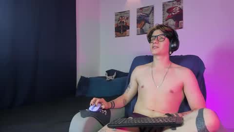 Angelo online show from 3, 10, 2025