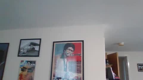 Snapshot of jerseyhammer01 chatting on 15, 10, 2025 Harry online show from 15, 10, 2025