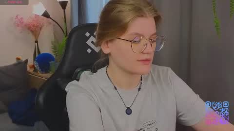  JessieVibes online show from 4, 7, 2026