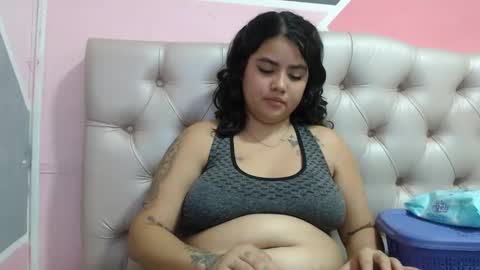 Snapshot of jess_beauty chatting on 11, 12, 2024 jess beauty online show from 11, 12, 2024