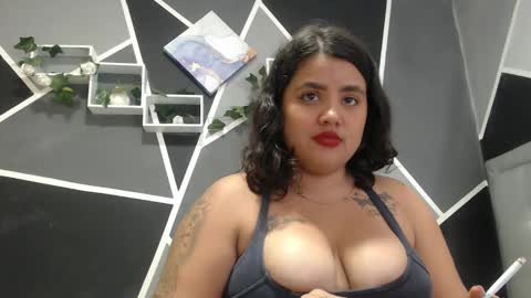 Snapshot of jess_beauty chatting on 14, 1, 2025 jess beauty online show from 14, 1, 2025