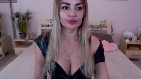 Jessa Bellucci online show from 10, 1, 2025