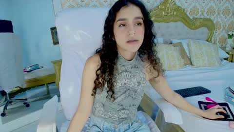 Snapshot of jessb_ chatting on 16, 10, 2025 jessb_ online show from 16, 10, 2025
