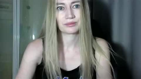 Snapshot of jessfox1 chatting on 14, 12, 2024 JessFox1 online show from 14, 12, 2024