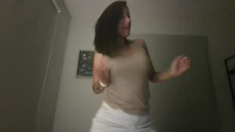 Jessica Gomez online show from 11, 5, 2026