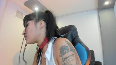 jessi_lemus online show from 3, 5, 2026