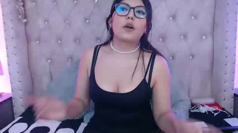 Jessica  online show from 4, 11, 2025