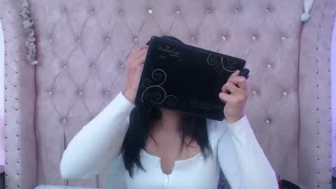 Jessica  online show from 7, 11, 2025