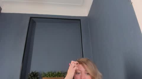 Jessica online show from 15, 11, 2025