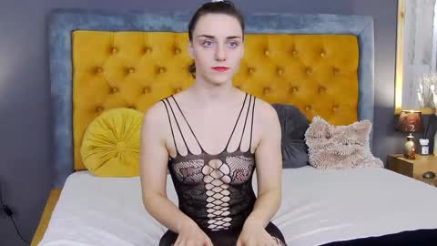 Jessica White online show from 28, 10, 2025