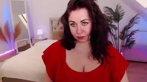 jessicaevanse online show from 16, 4, 2026