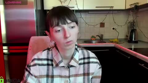 jessicaforris online show from 25, 2, 2025