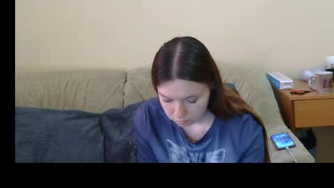 jessicaholland1 online show from 8, 4, 2026