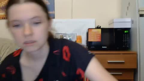 jessicaholland1 online show from 17, 7, 2026