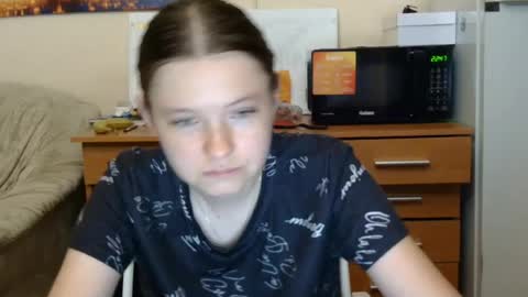 jessicaholland1 online show from 21, 7, 2026