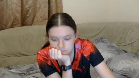 jessicaholland1 online show from 28, 7, 2026