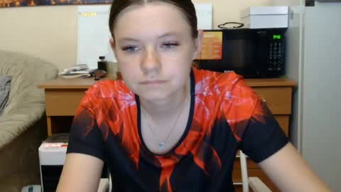 jessicaholland1 online show from 2, 8, 2026