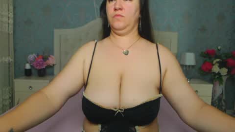 single mommy online show from 17, 5, 2026