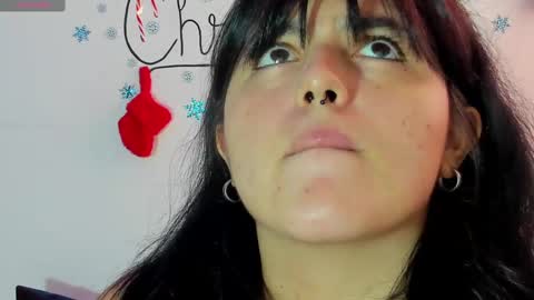 Snapshot of jessicared18 chatting on 17, 12, 2024 jessicared18 online show from 17, 12, 2024