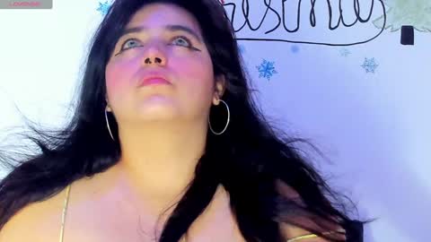 Snapshot of jessicared18 chatting on 31, 12, 2024 jessicared18 online show from 31, 12, 2024