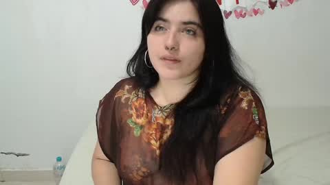 Snapshot of jessicared18 chatting on 17, 2, 2025 jessicared18 online show from 17, 2, 2025