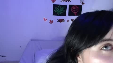 Snapshot of jessicared18 chatting on 11, 3, 2025 jessicared18 online show from 11, 3, 2025