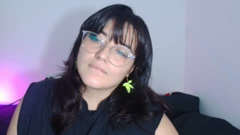 Snapshot of jessicared18 chatting on 21, 10, 2025 jessicared18 online show from 21, 10, 2025