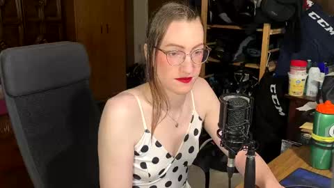 Jessica Starla online show from 29, 4, 2026