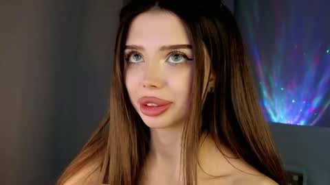 jessie_johns online show from 30, 4, 2026