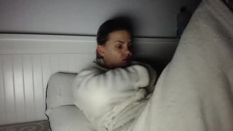 jessieryan online show from 2, 12, 2025