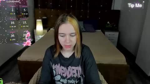 Snapshot of jessiexxiv chatting on 15, 7, 2026 Jessie online show from 15, 7, 2026