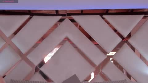 Snapshot of jessiica_stonne2 chatting on 10, 1, 2026 JESSICA STONNE online show from 10, 1, 2026