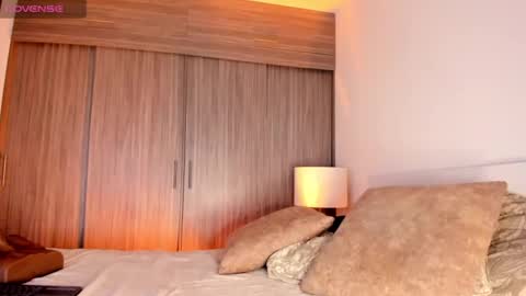 Snapshot of jessiigrey chatting on 8, 3, 2025 Jesica grey online show from 8, 3, 2025